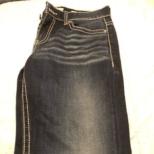 Buckle jeans